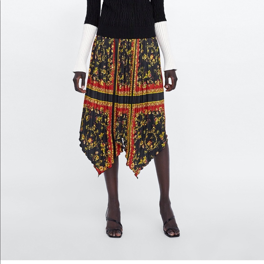 Zara pleated printed skirt